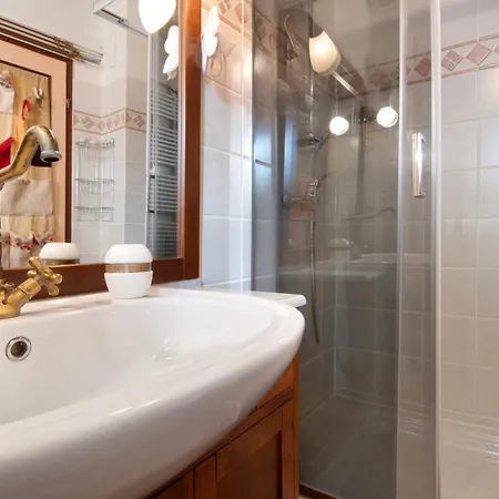 Belcantone 2 Apartmán Grandola ed Uniti